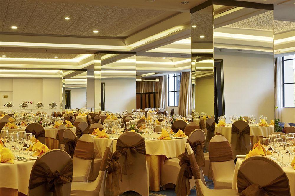 Artotel Gelora Senayan Dżakarta Zewnętrze zdjęcie